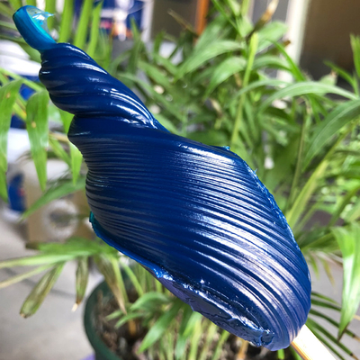 Funzione Aumento della lubrificazione della catena di ingranaggi del cuscinetto con ruota di grasso blu trasparente